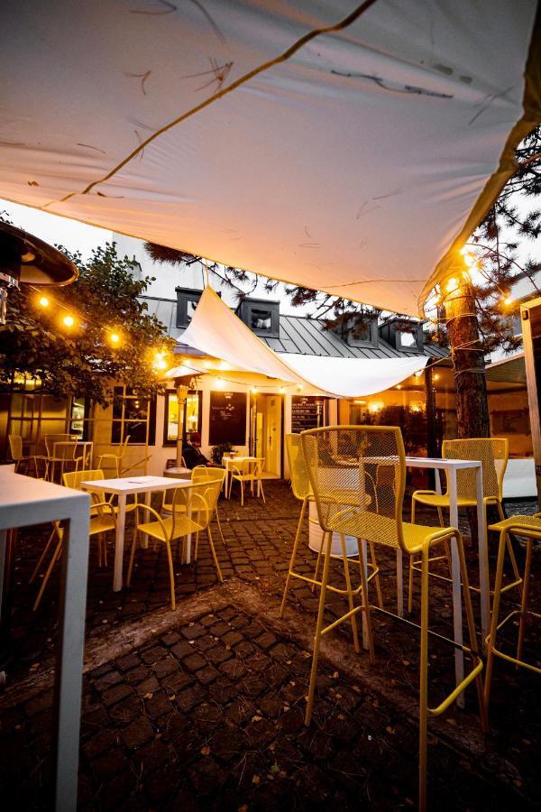 Street Food Possonium Apartments Братислава Экстерьер фото